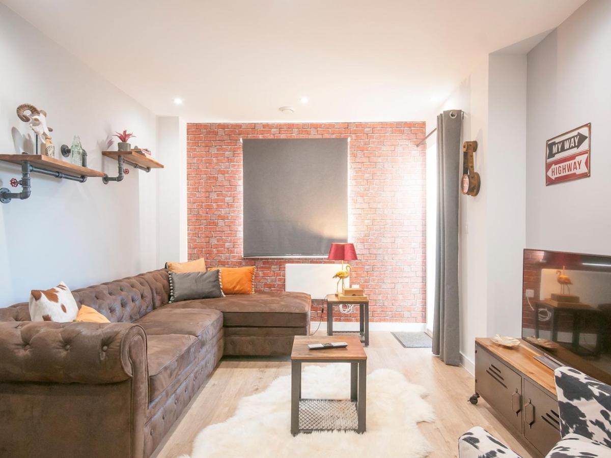 New Modern Apt In The City & Close To Stadiums Κάρντιφ Εξωτερικό φωτογραφία