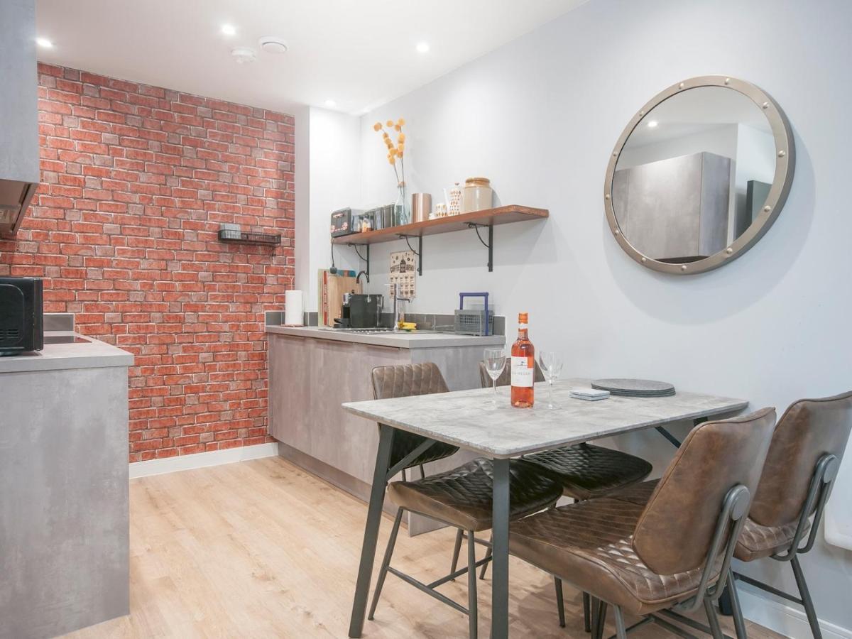 New Modern Apt In The City & Close To Stadiums Κάρντιφ Εξωτερικό φωτογραφία